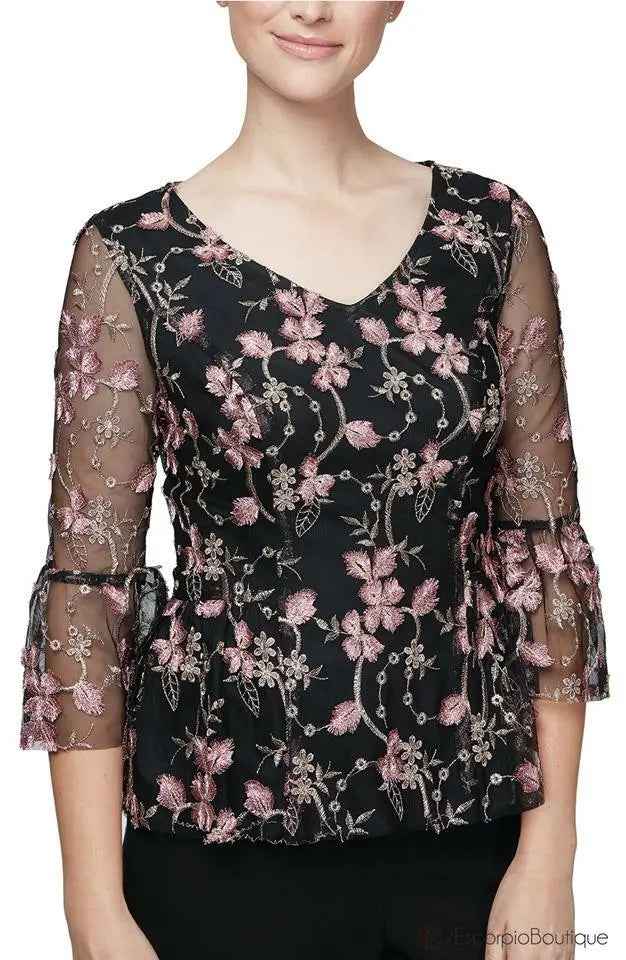 Blusa bordada de manga 3/4 - Escorpio Boutique