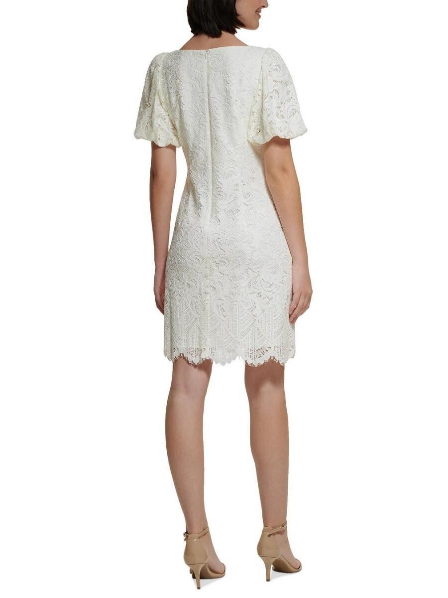 Vestido Corto de encaje con mangas abullonadas