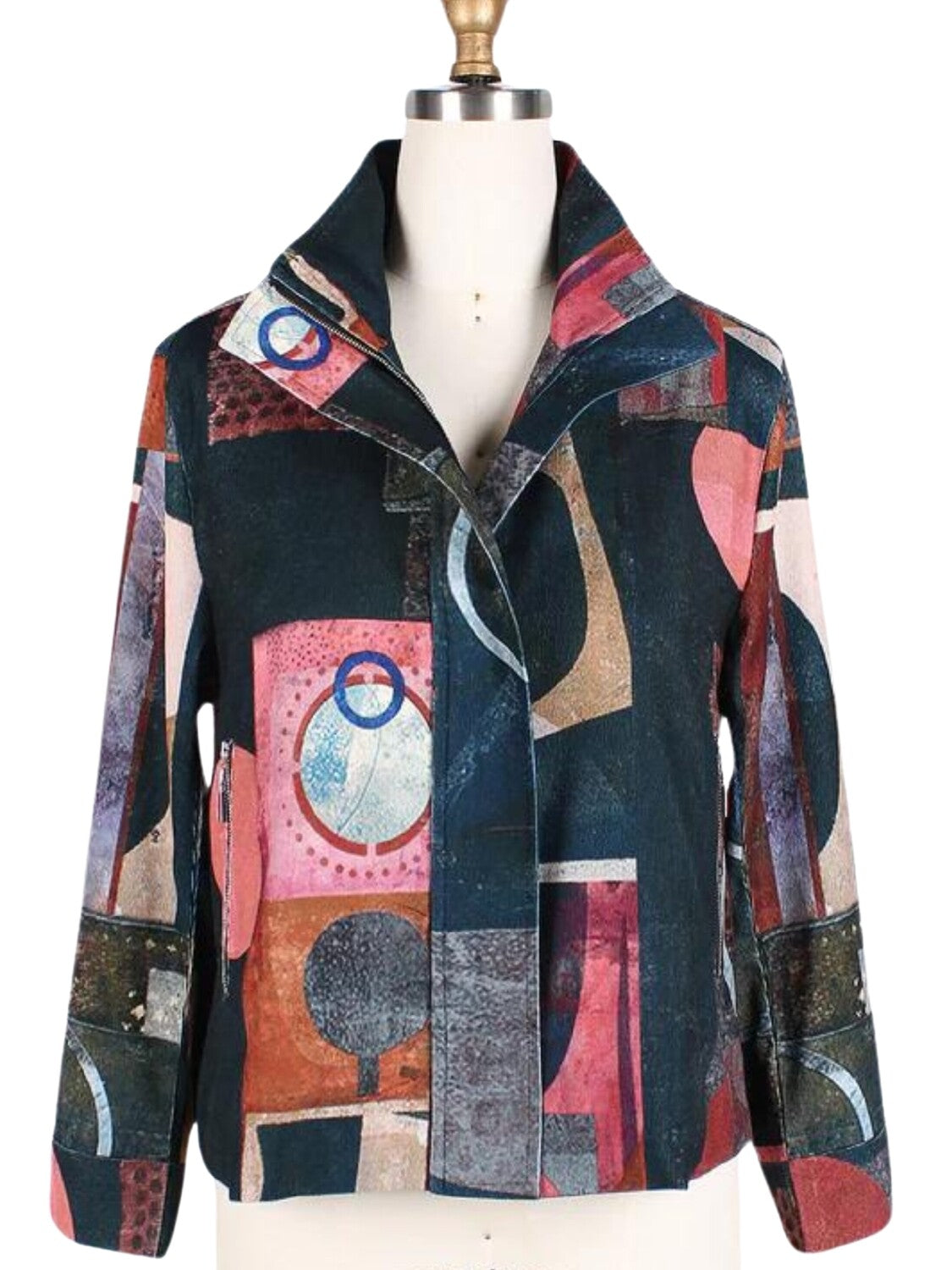 Chaqueta corta de pana con print geométrico.