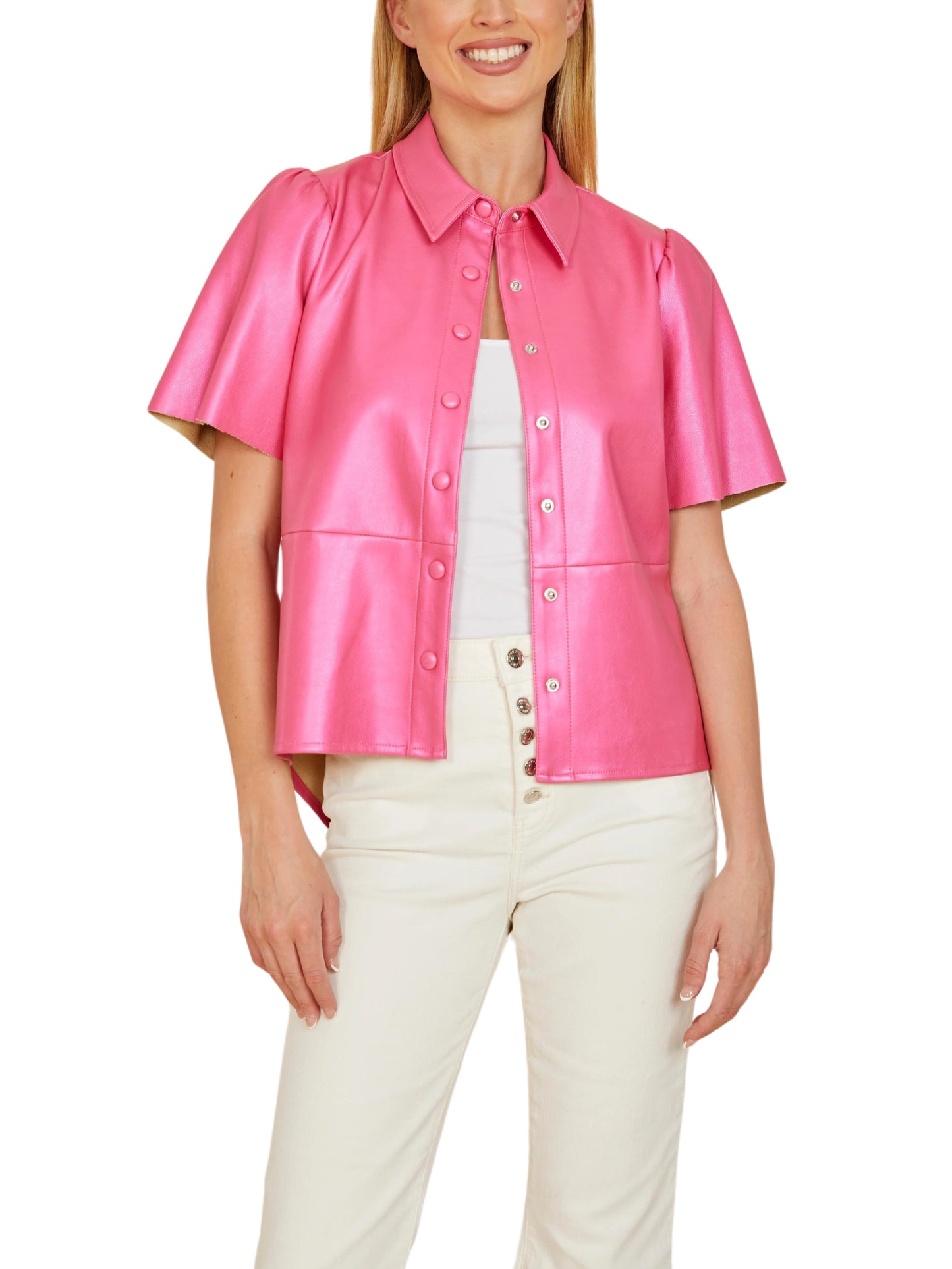 Blusa de manga corta en piel vegana