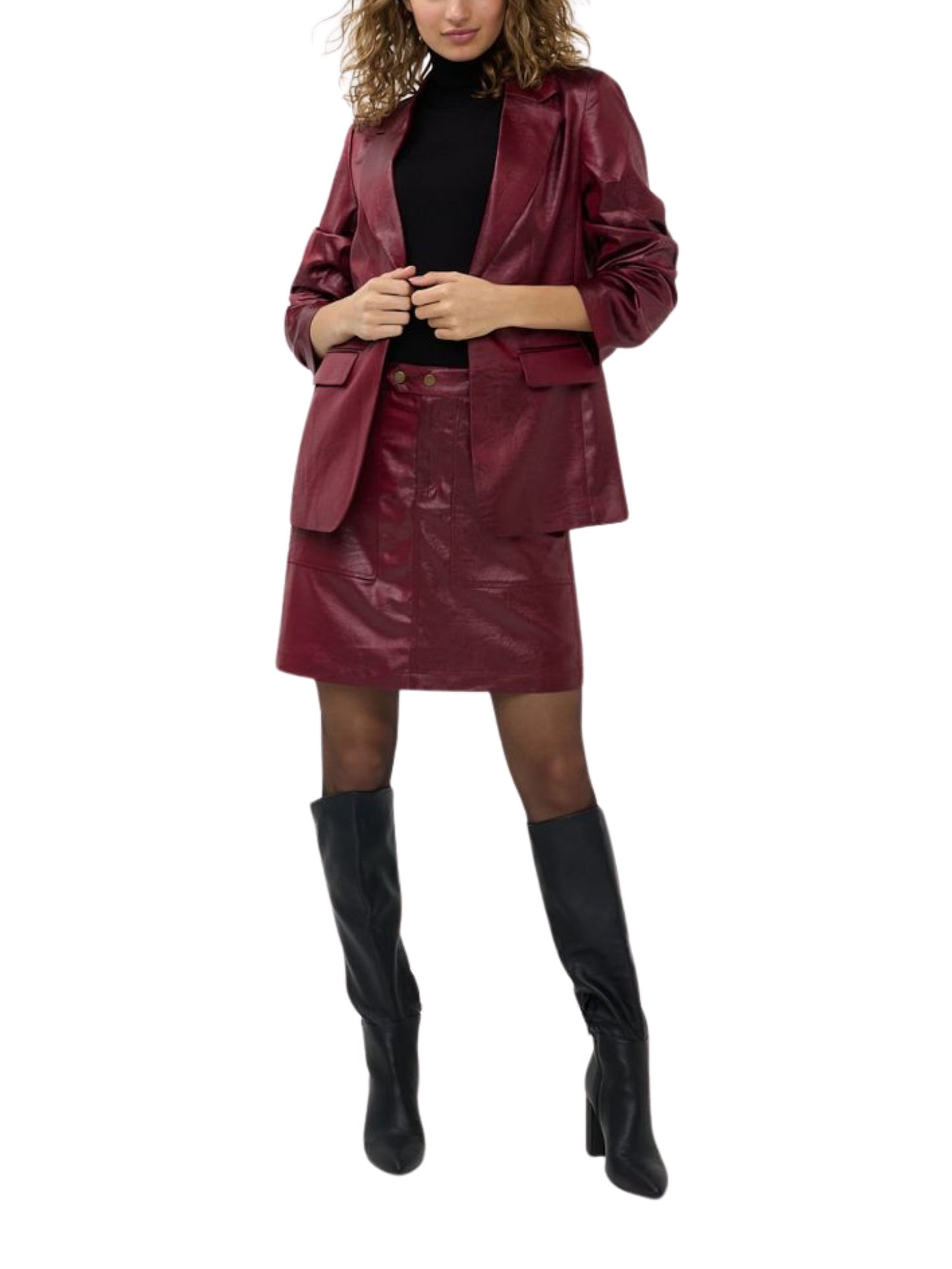 Blazer metálico de piel vegana efecto arrugado