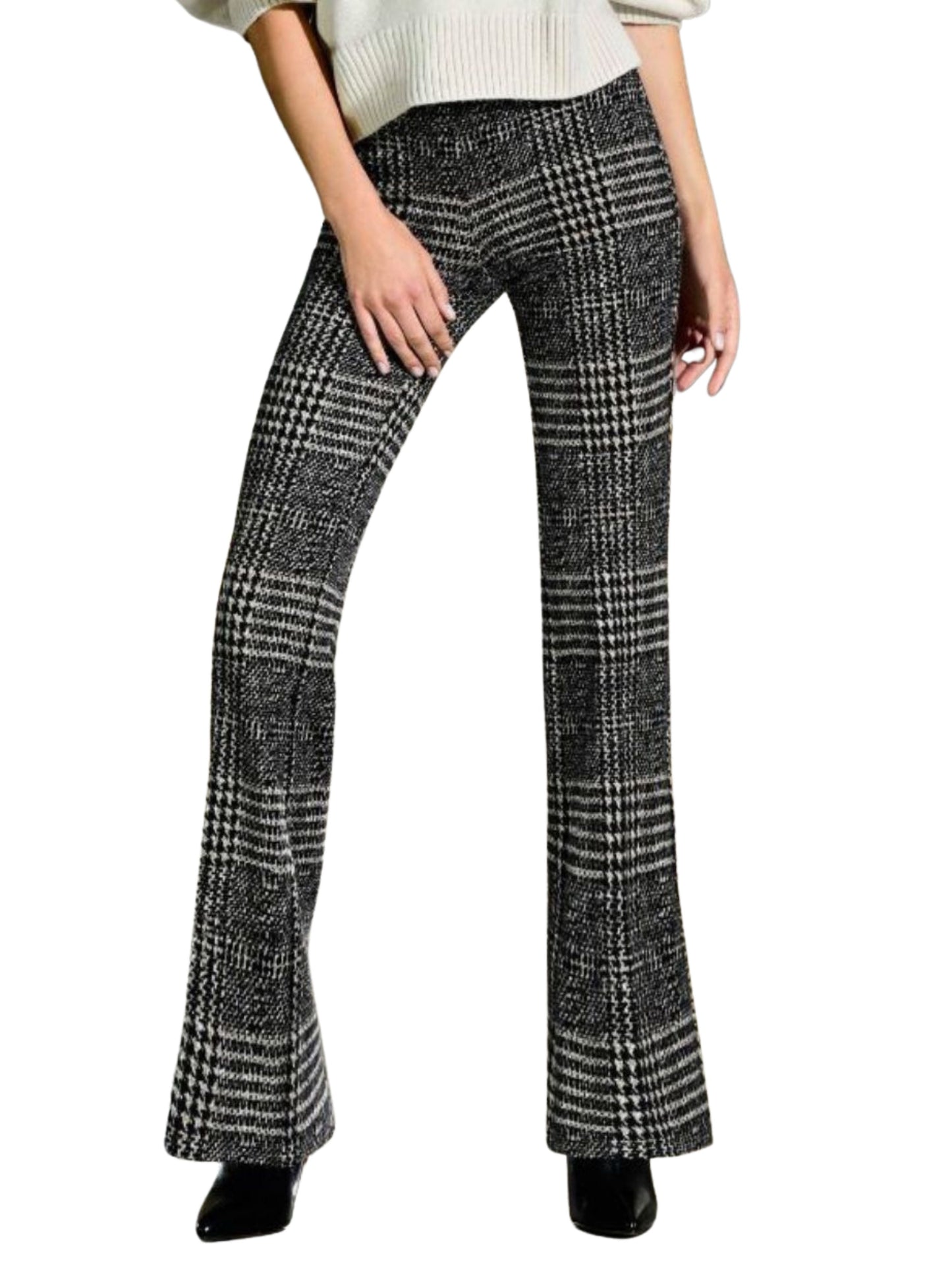 Pantalón en tartán corte campana.