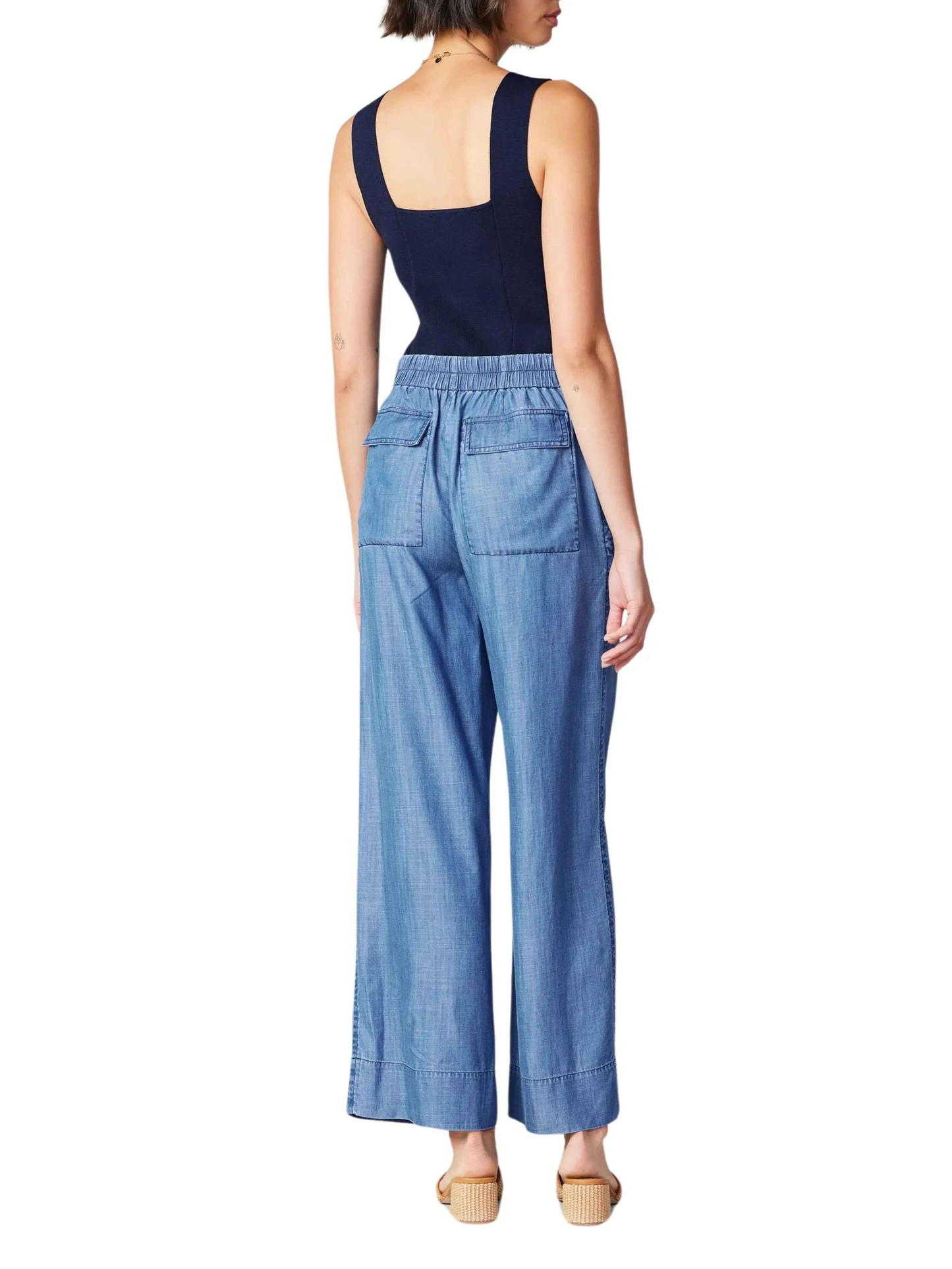 Pantalón recto en denim. - Escorpio Boutique