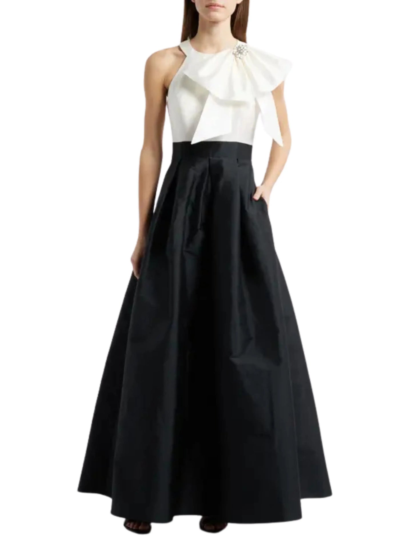 vestido largo con faldon