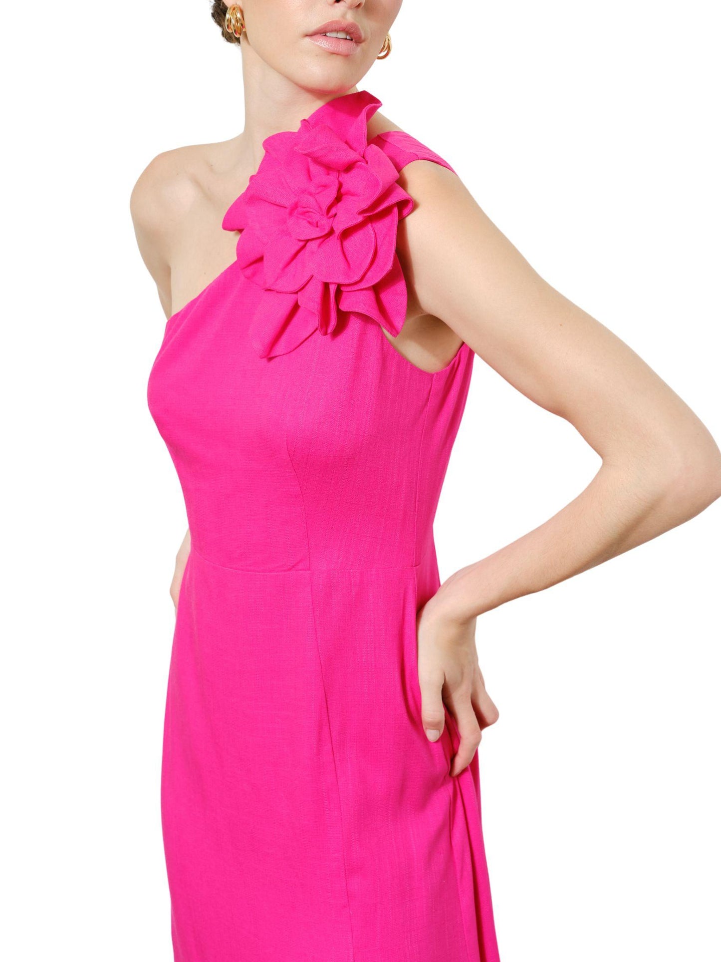 Detalle de flor tridimensional en Vestido Largo Lino Flor 3D