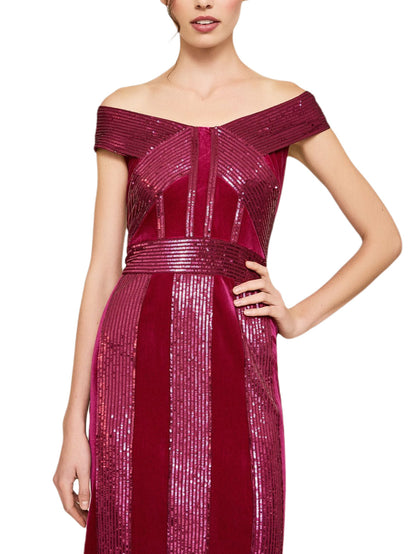Vestido corto de hombros descubiertos