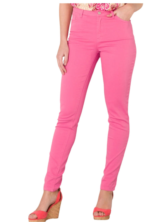 Jeans corte slim.