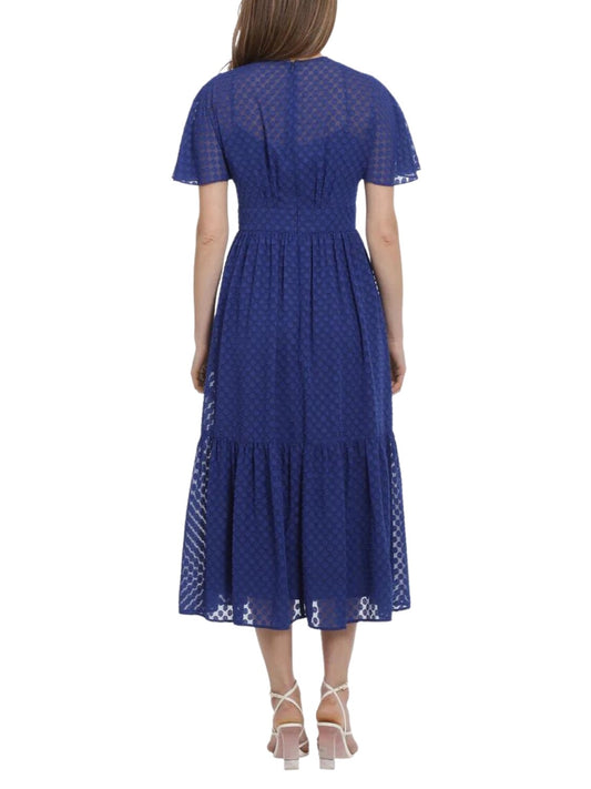 Vestido Midi de manga corta con lunares.
