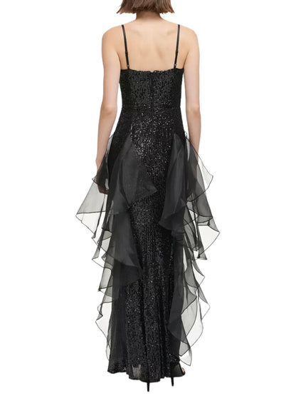 Vestido largo de lentejuela con tirantes.