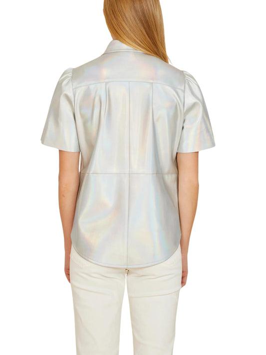 Blusa de piel vegana