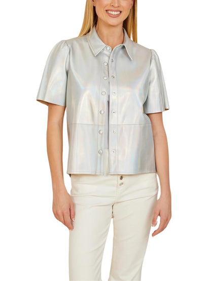 Blusa de piel vegana