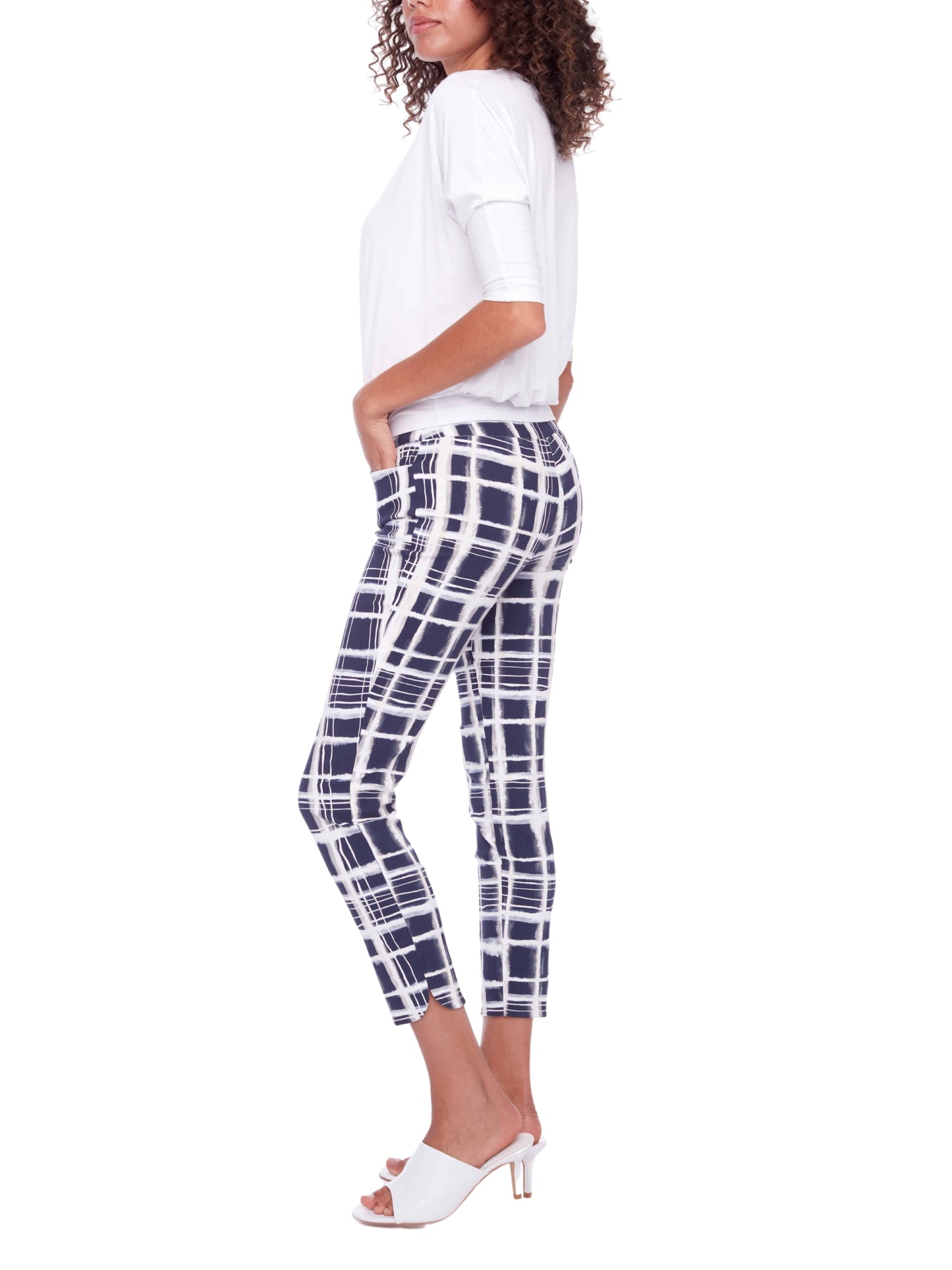 Pantalón recto de control abdominal.