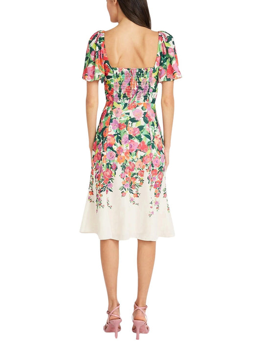 Vestido corto cuello en V