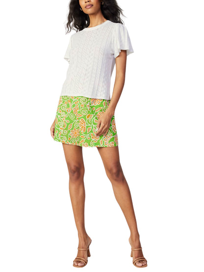 Blusa de punto con manga corta.