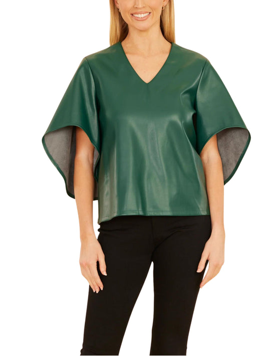 Blusa de piel vegana con manga cascada