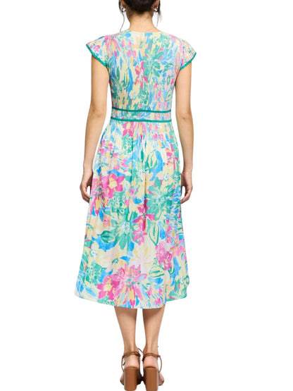 Vestido midi de talle elástico.