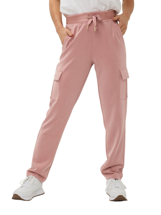 Pantalón tipo cargo en modal