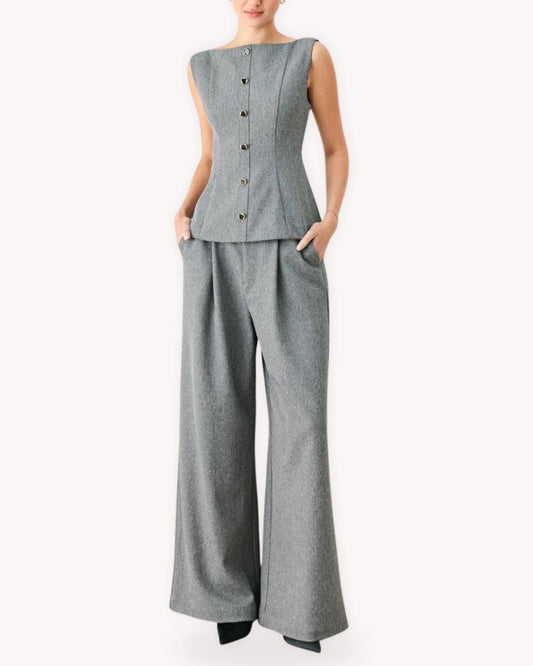 Chaleco sastre entallado gris para mujer con botones metálicos look completo