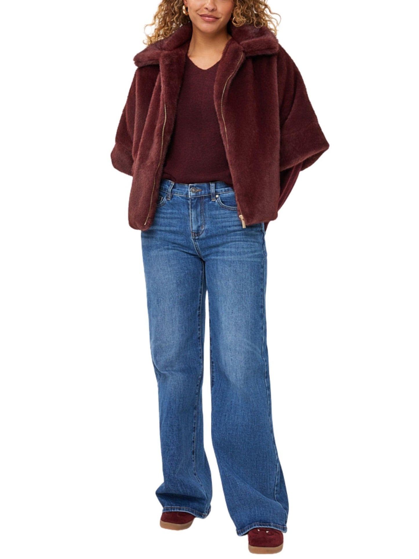 Chaqueta corta de pelo sintético EsQualo color merlot vista frontal con jeans look