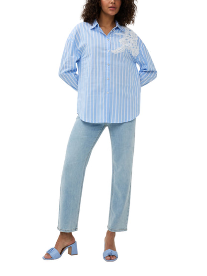 Blusa de rayas con encaje