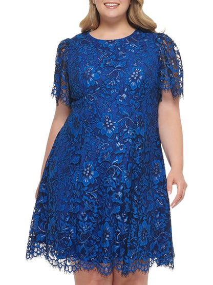 Vestido Corto de Encaje Azul