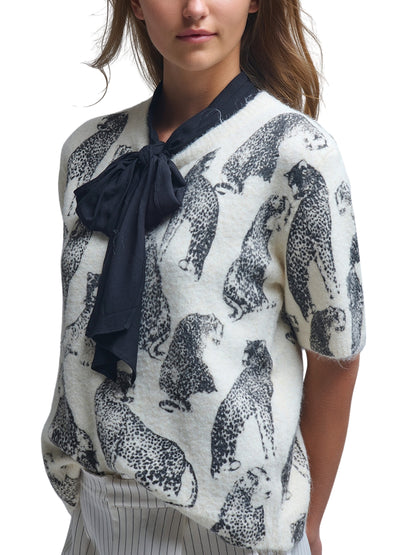 Escorpio Boutique - Sweater de manga corta animal Print