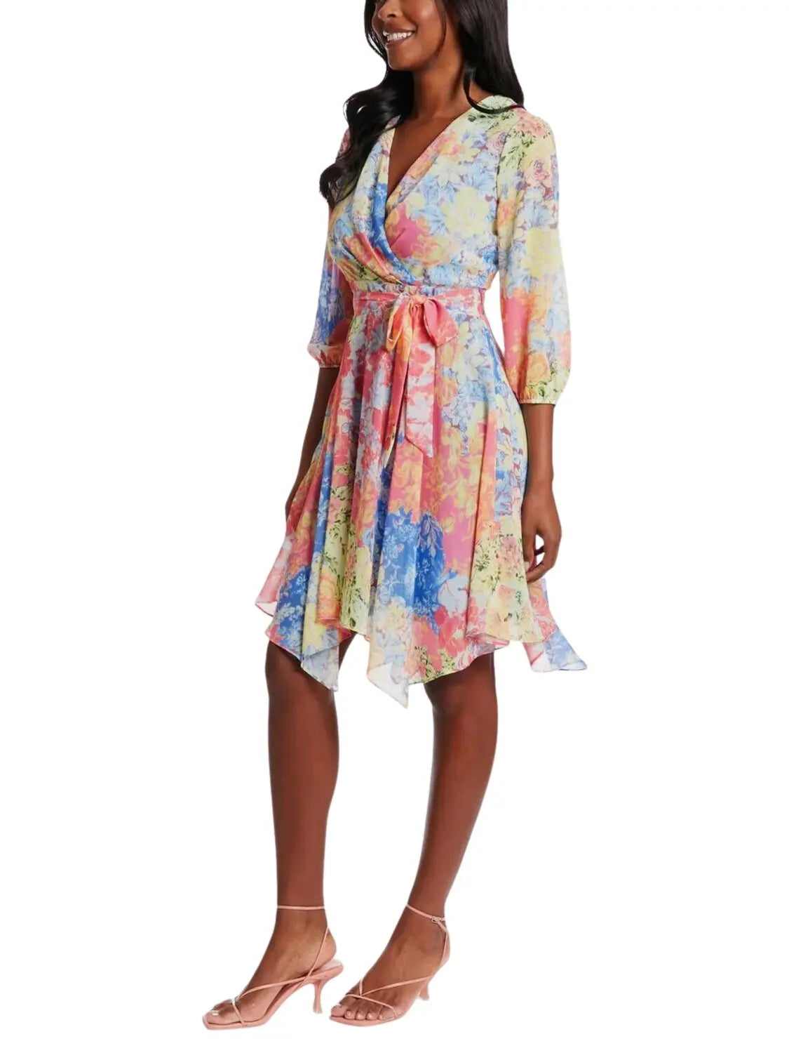 Vestido corto asimétrico. - Escorpio Boutique