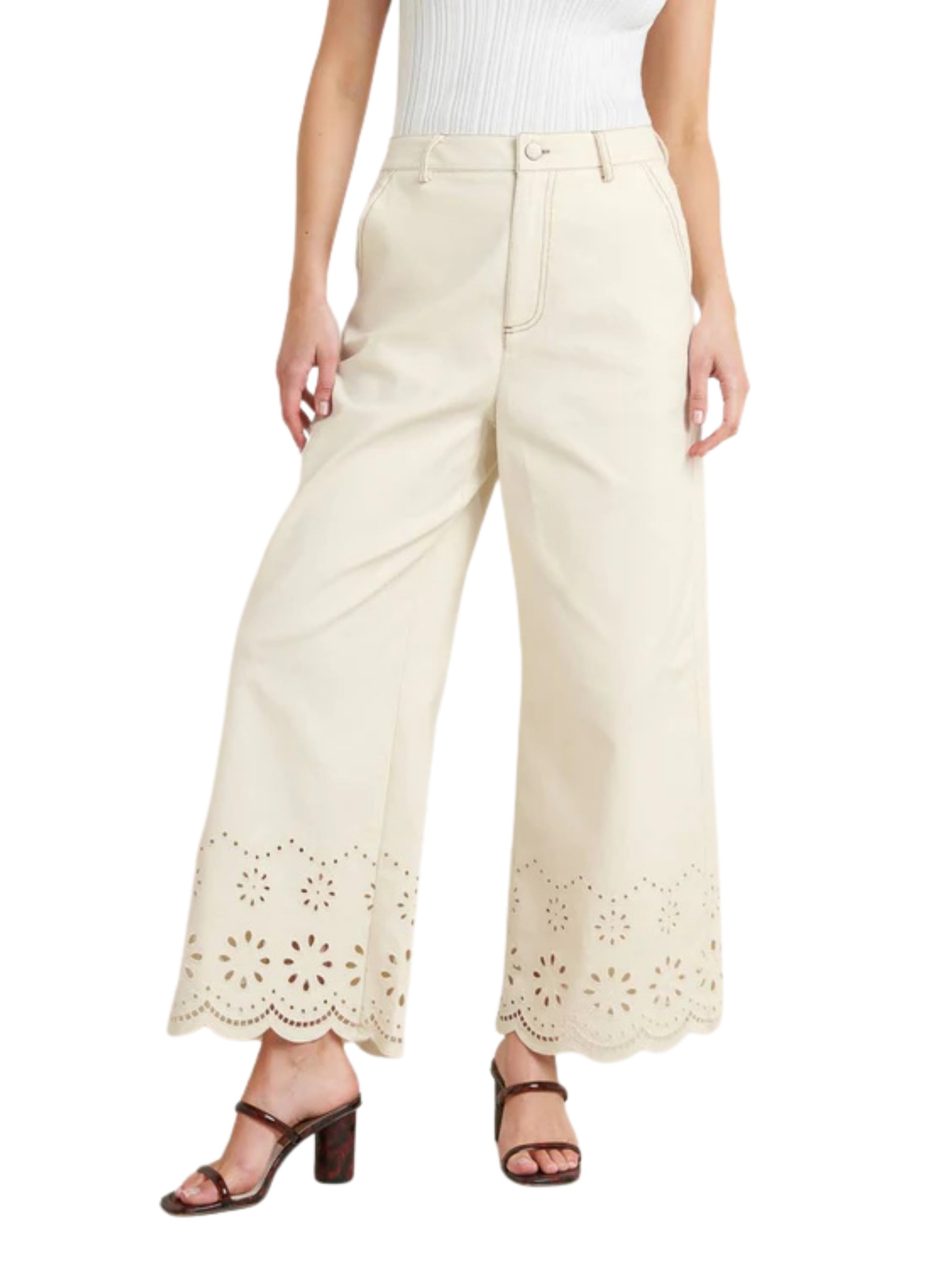 Escorpio Boutique- Conjunto de Mezcilla con Ojillos