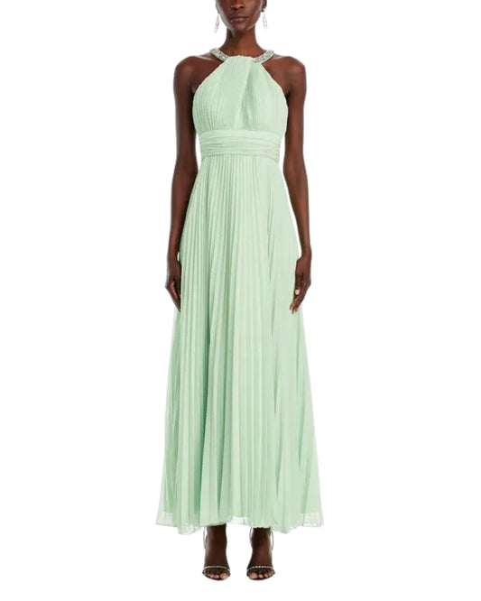 Vestido largo halter plisado elegante