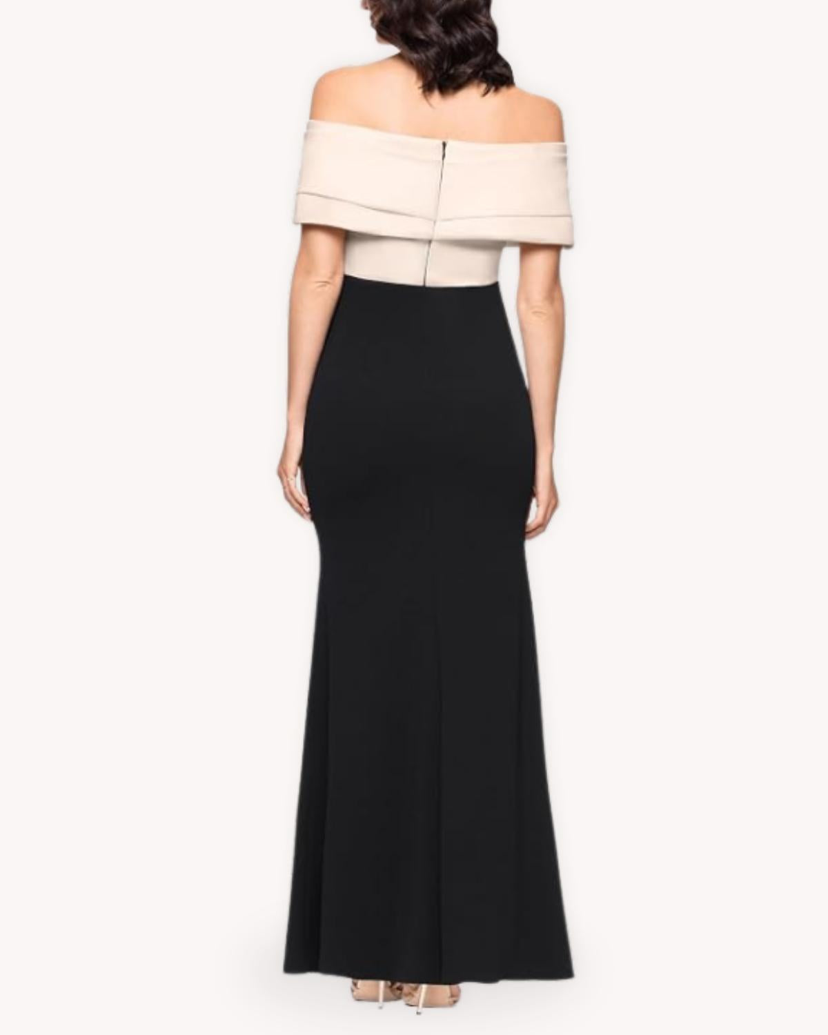 Vestido largo hombros descubiertos bicolor vista posterior con cuerpo beige y falda negra