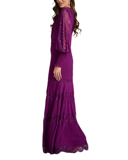 Vestido Largo Plisado con Encaje