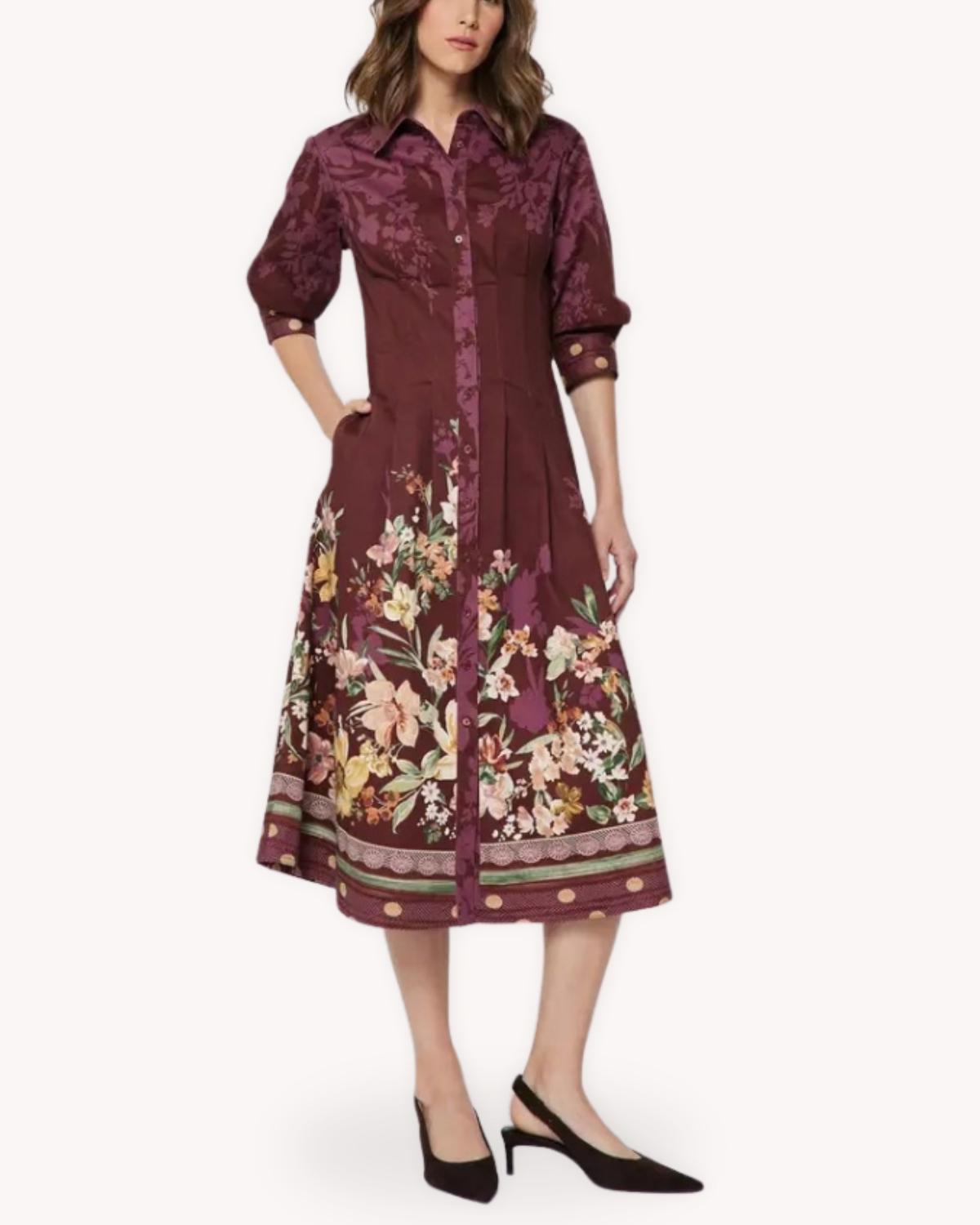 Vestido midi camisero floral vino vista tres cuartos con manga tres cuartos y silueta entallada