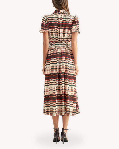 Vestido midi camisero satinado espalda con cuello camisero, botones, cinturón y manga corta