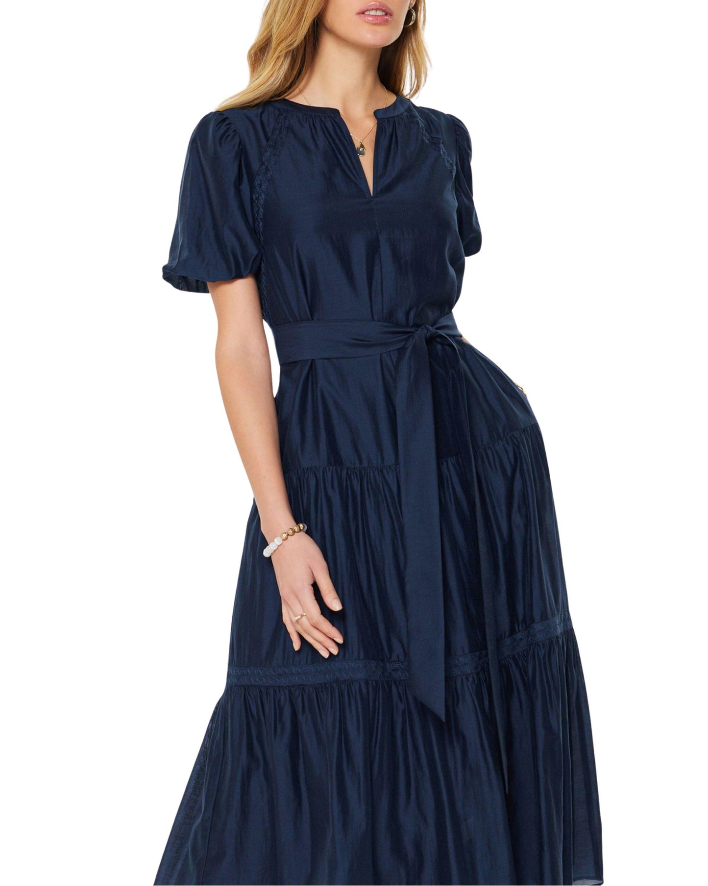 Vestido Midi Azul con Cinturón