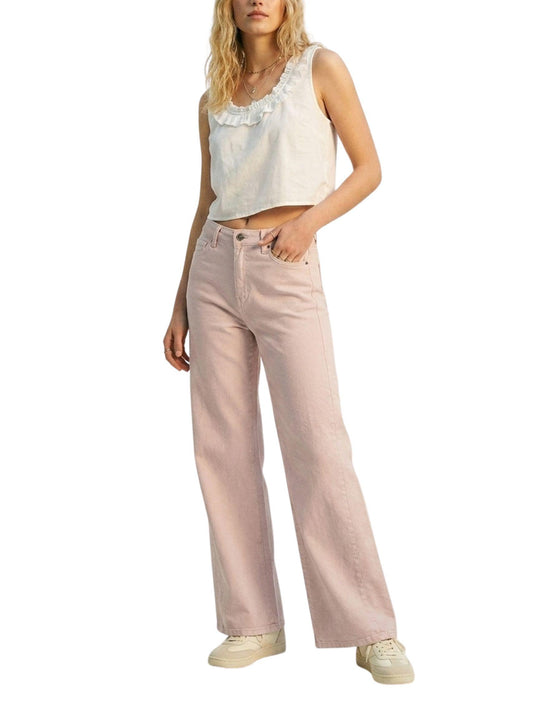 pantalon-mezclilla-blush-pierna-ancha-detalle-escorpio