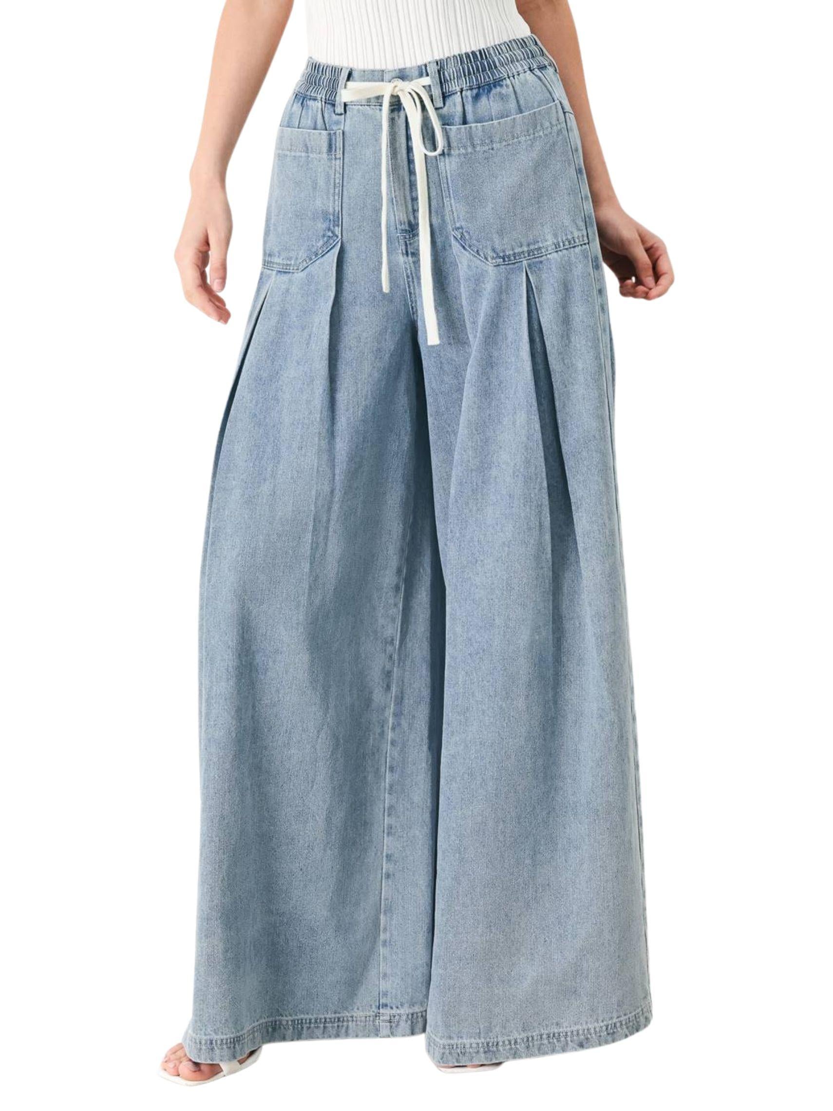 Pantalón palazzo de mezclilla denim claro con jareta y cintura elástica para mujer